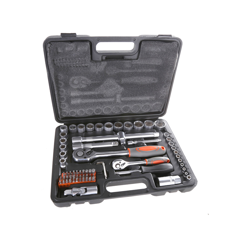 72PC 1/4' & 1/2' Dr. Socket Set, with Metric Standard Size Sockets